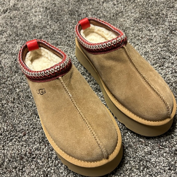 Ugg platform Tasman - size 7 - Picture 2 of 5